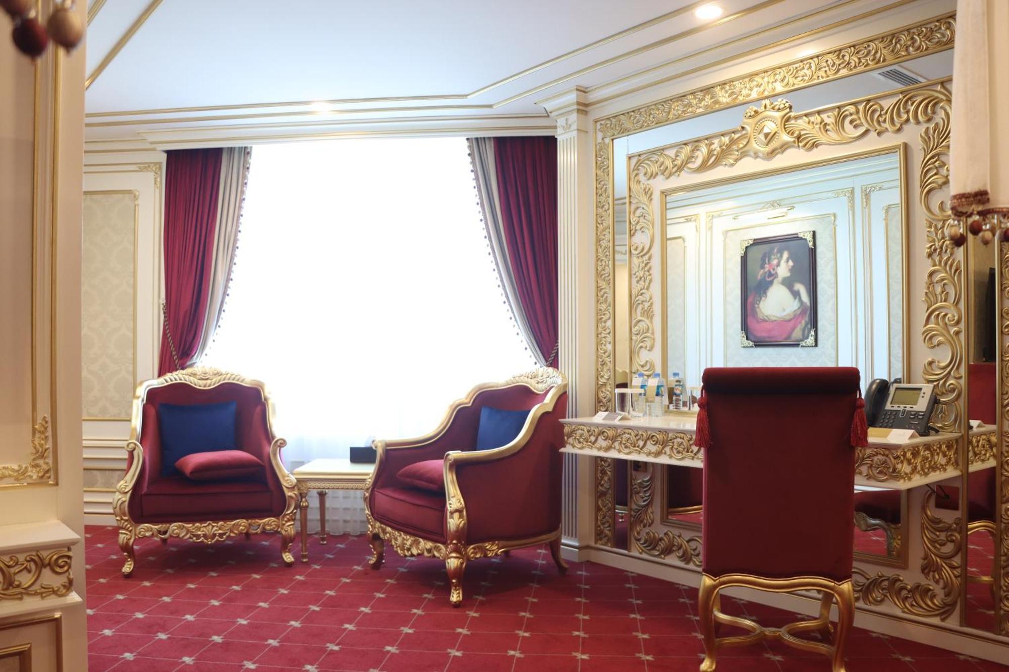 Cristal Erbil Hotel Екстериор снимка The dressing room of the Bolshoi Theatre