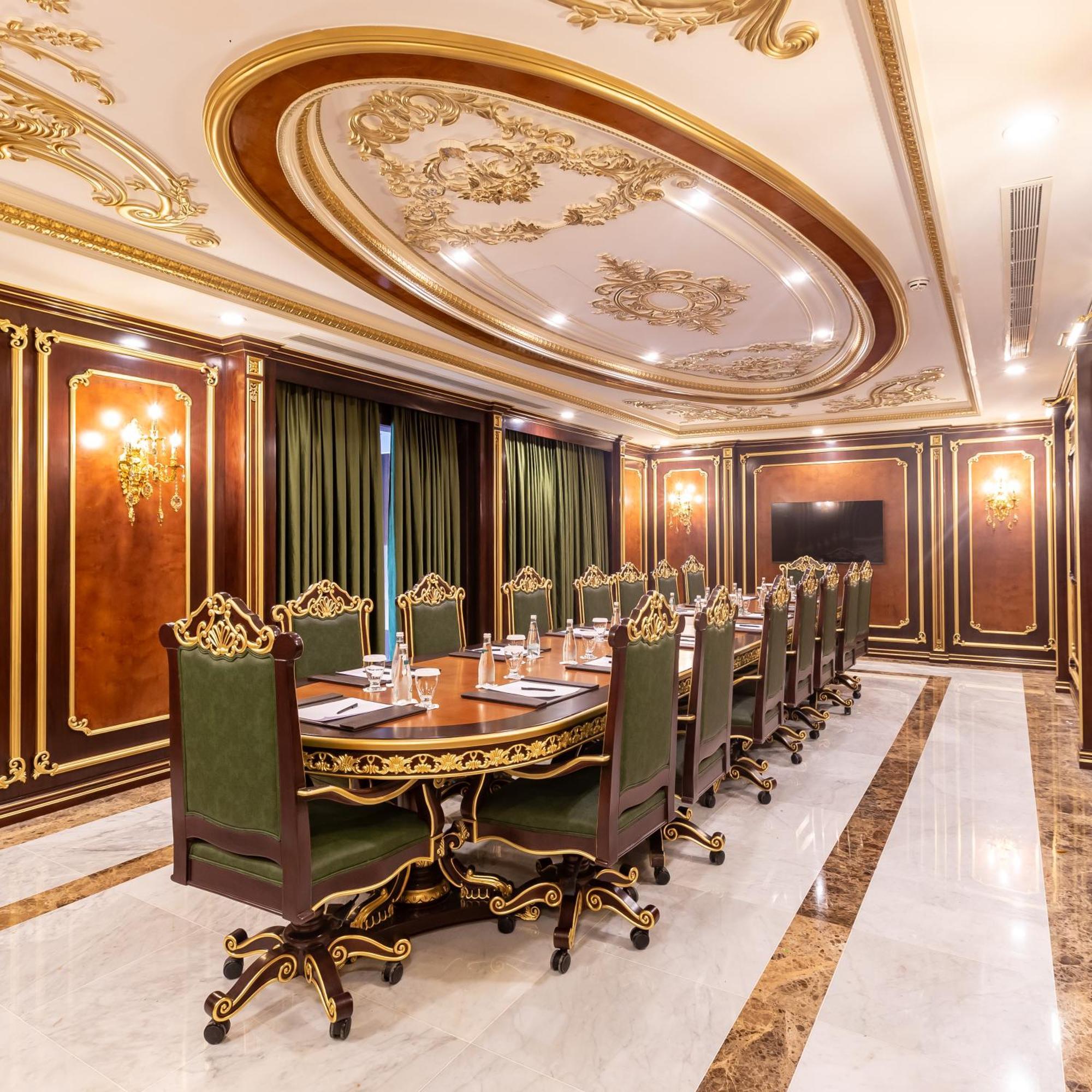Cristal Erbil Hotel Екстериор снимка The meeting room of the Prime Minister